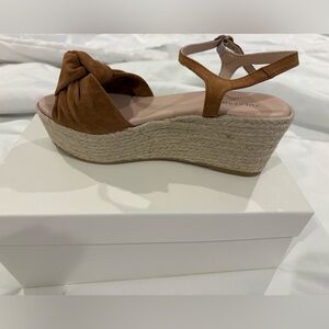 Tuckernuck Brown Wedge Sandals - Size 8 - NWT